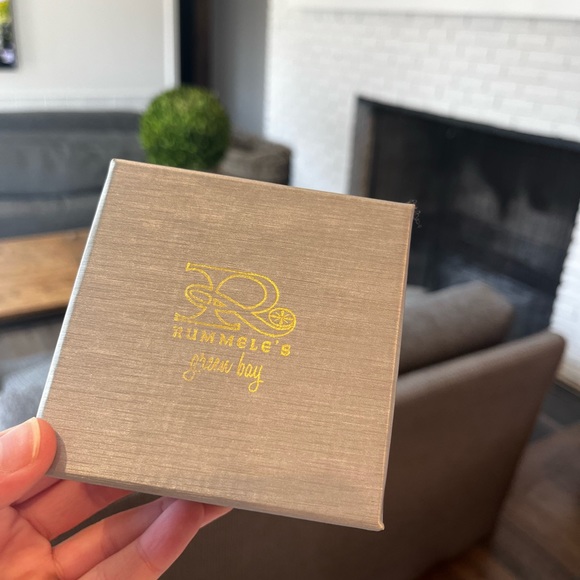 Diamond Stud Earrings. Silver. 0.5 carat. - Picture 8 of 9